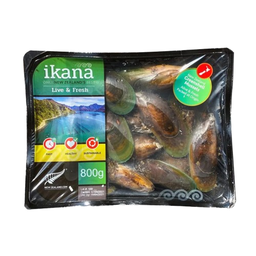 800g of live green-lipped mussels from New Zealand, known for their large size and succulent taste.